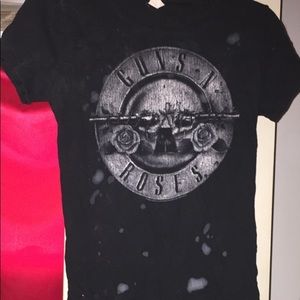 Guns N’ Roses tee shirt